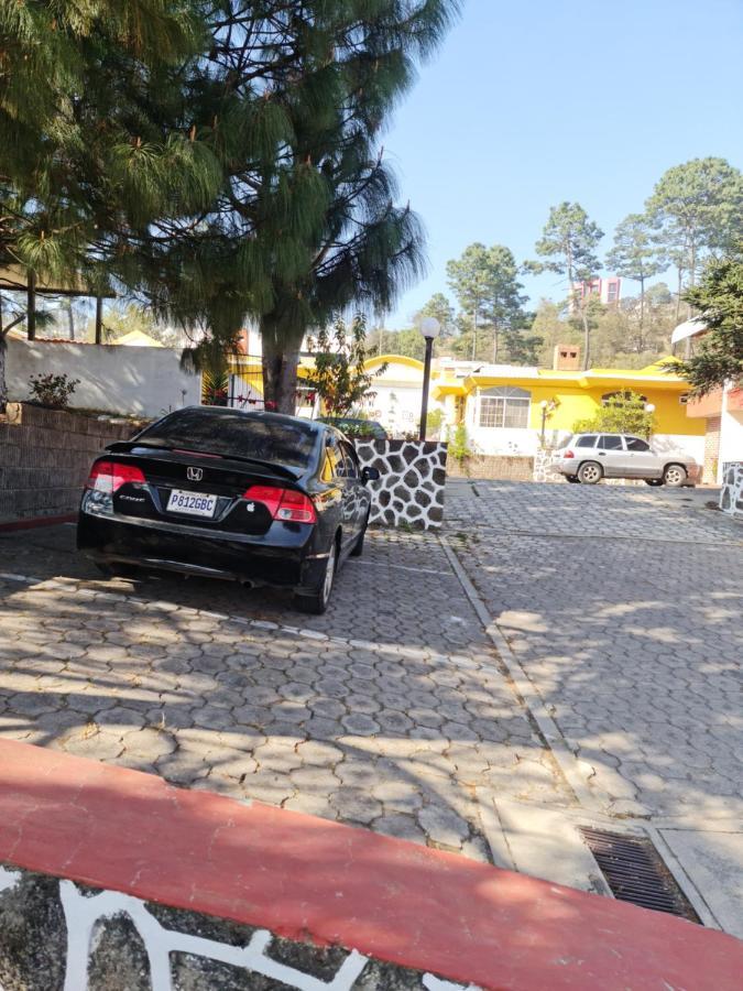 Hotel Kasa Kamelot Las Rosas Quetzaltenango Exterior foto